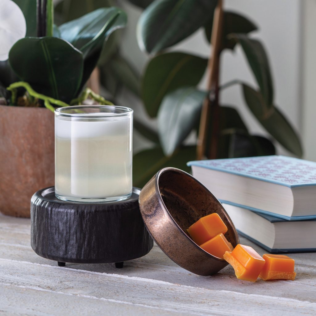 2-in-1 Primitive Black Candle & Wax Warmer