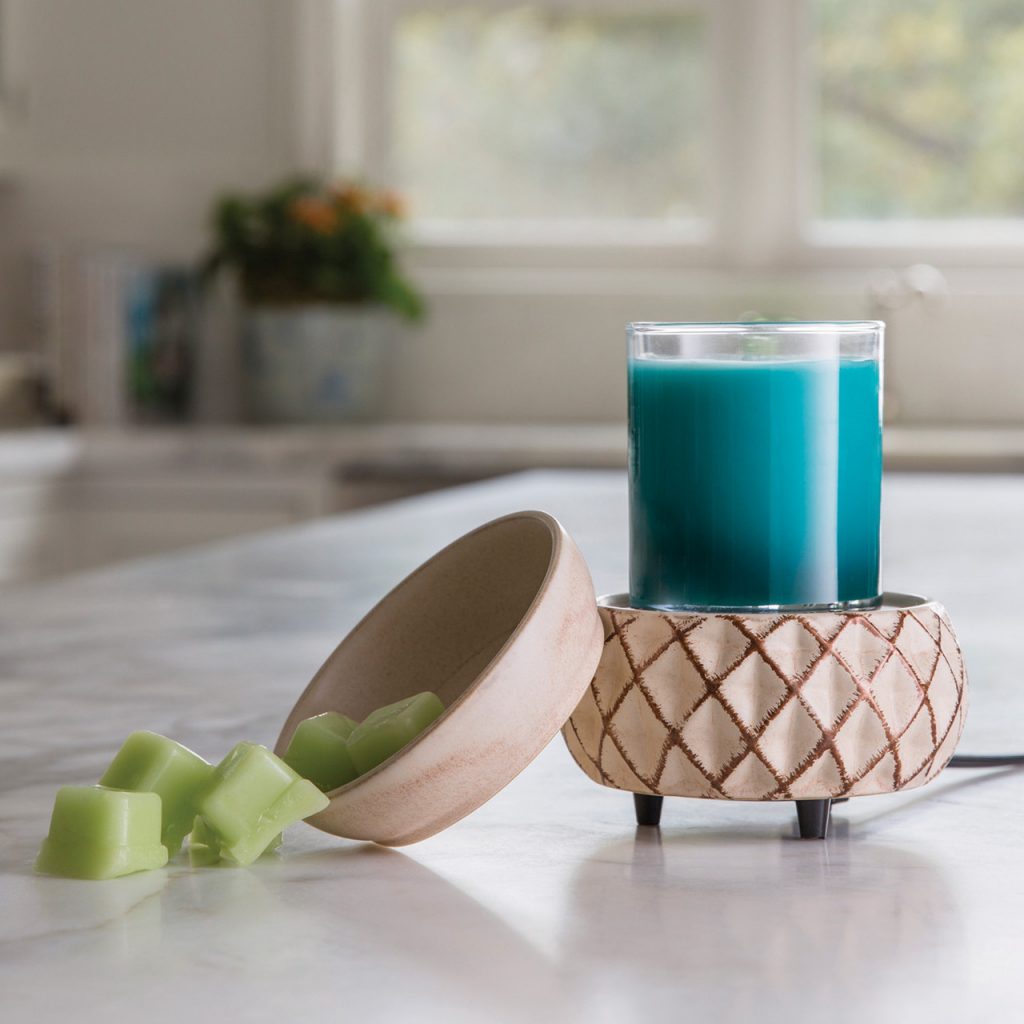 2-in-1 Lattice Wax &amp; Candle Warmer